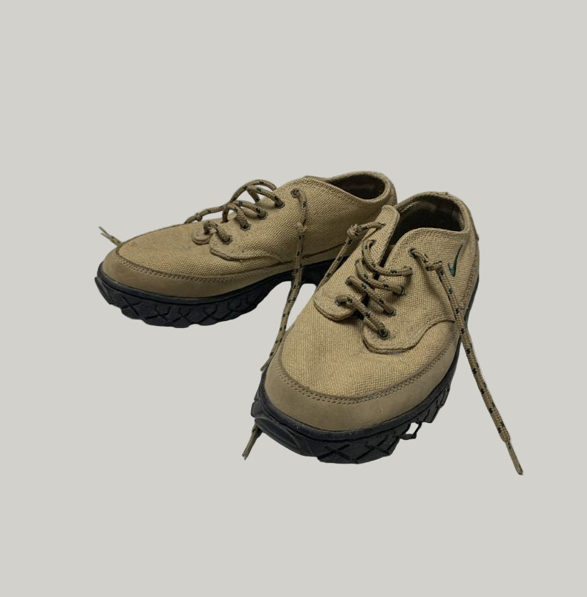 Nike ACG Tan Canvas Trainers