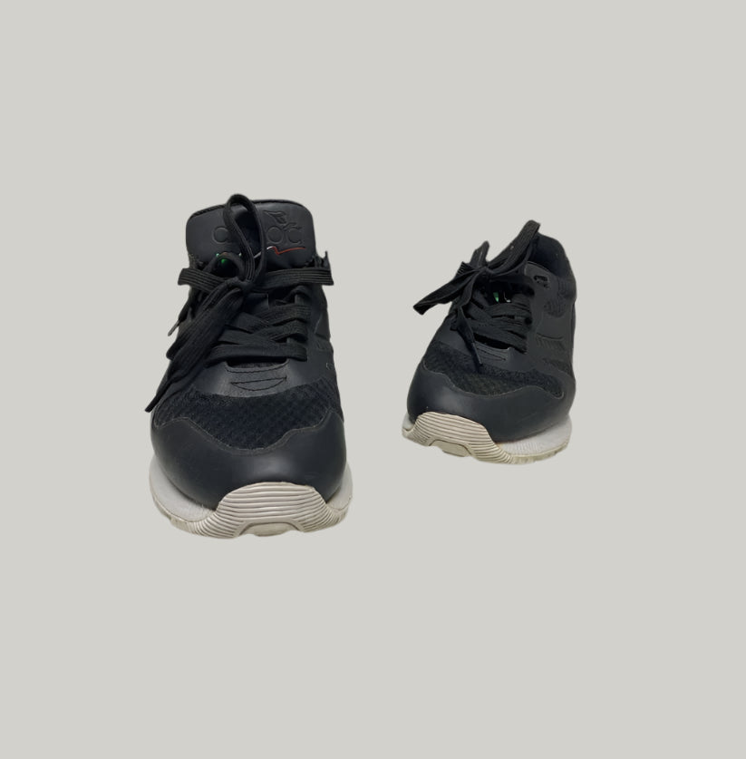 Diadora Black Running Trainers