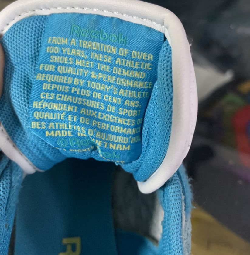 Reebok Classic Blue Sneaker