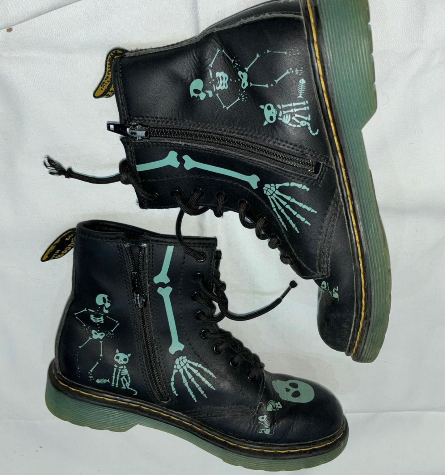 Dr Martens 1460 Skelly Boots Junior UK 3
