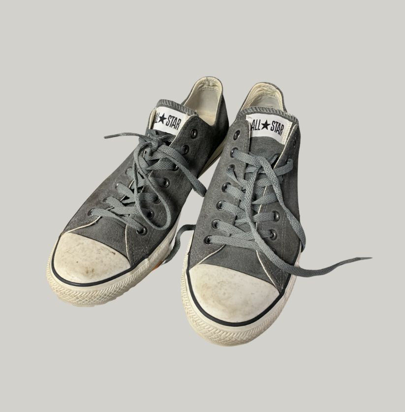 Converse Chuck Taylor Low Top Grey Sneakers