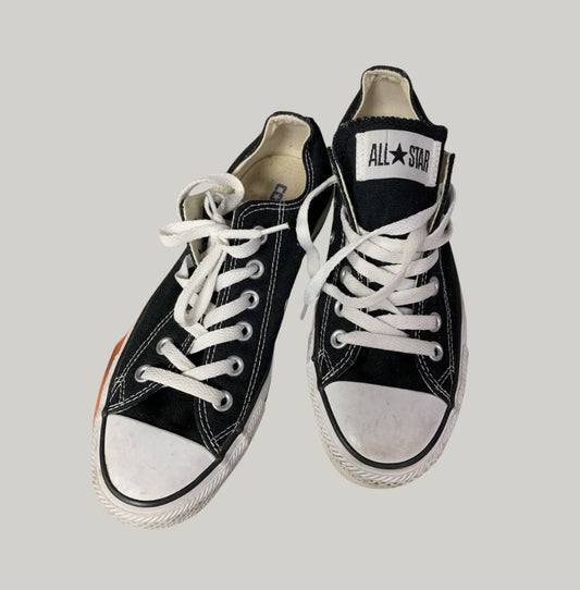 Black Converse Chuck Taylor All Star Low Top Sneakers