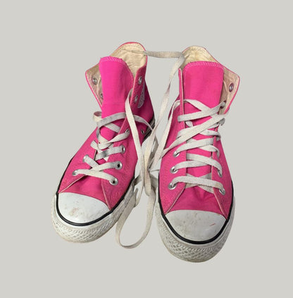 Converse Chuck Taylor High Top Sneakers