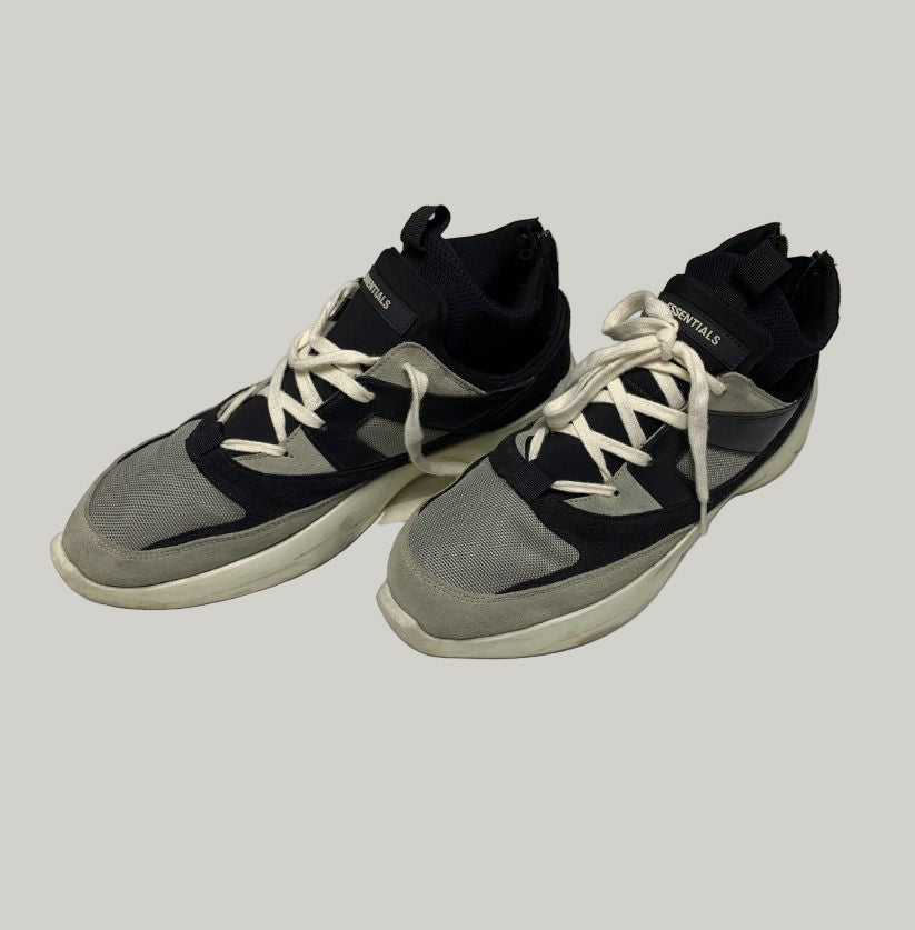 Fear of God "Essentials" Trainers