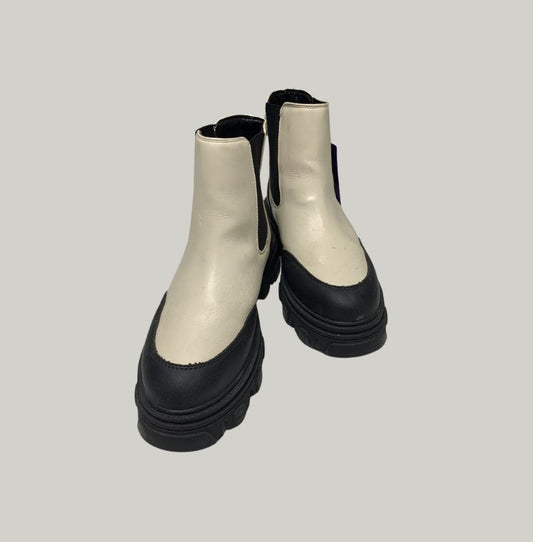Beige & Black Platform Chelsea Boots
