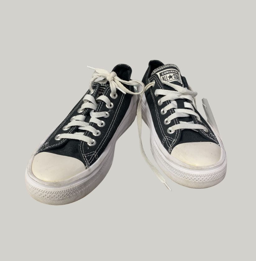 Converse Chuck Taylor Black Low-Top Sneaker