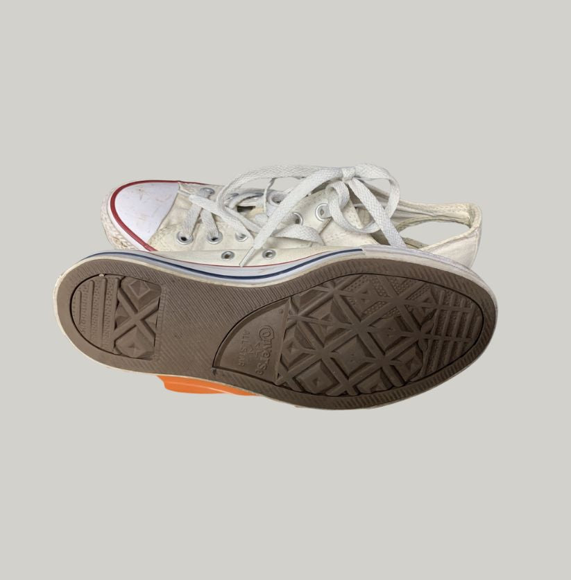 Converse Low Top Off-White Sneakers