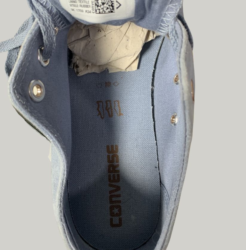 Converse Chuck Taylor Low Top Leather Sneakers