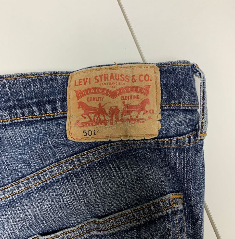 Vintage Levi's 501 Jeans Classic Blue Denim