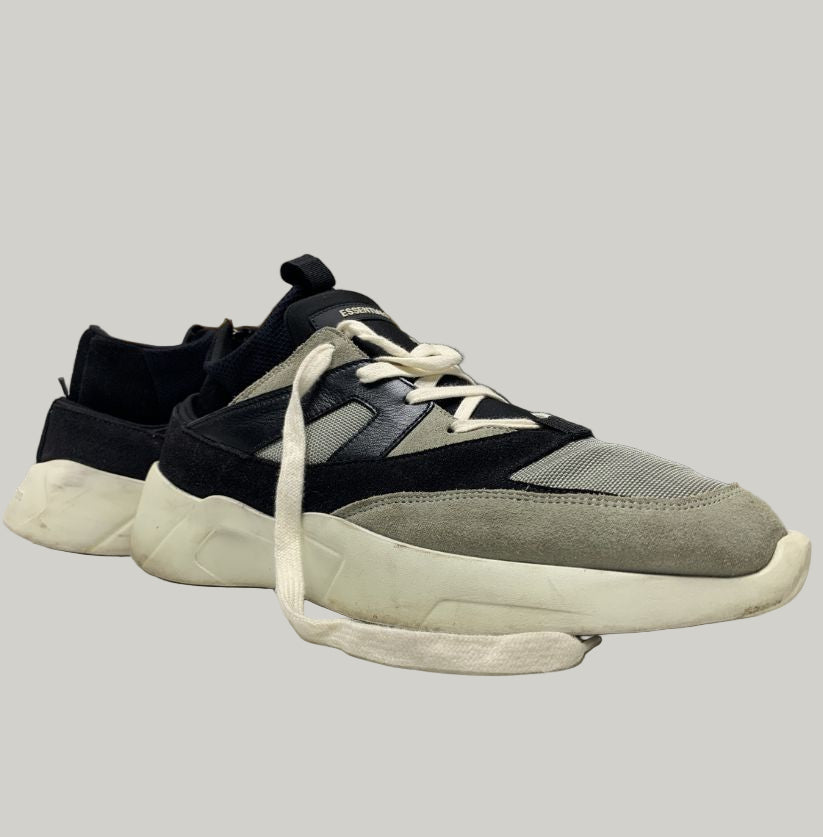Fear of God "Essentials" Trainers