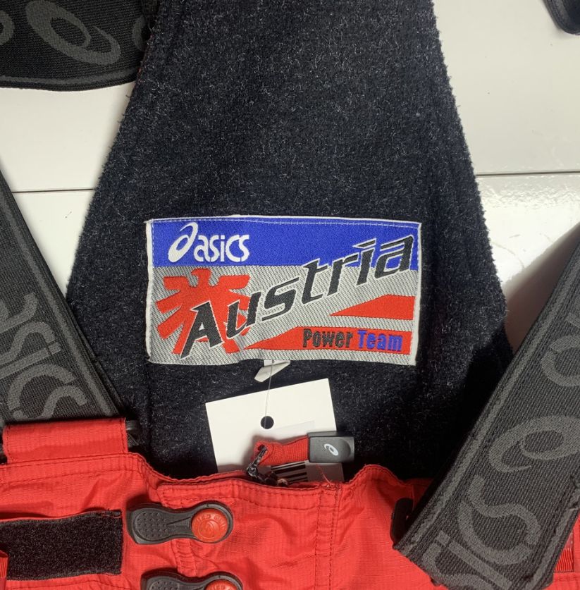 Classic Asics Austria Power Team Red Pants