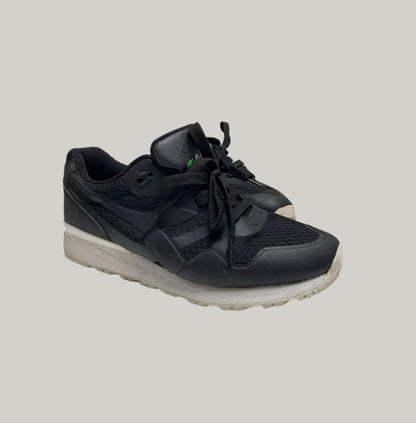 Diadora Black Running Trainers
