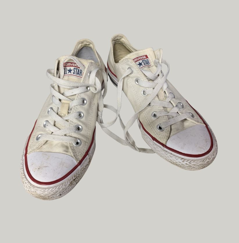 Converse Low Top Off-White Sneakers