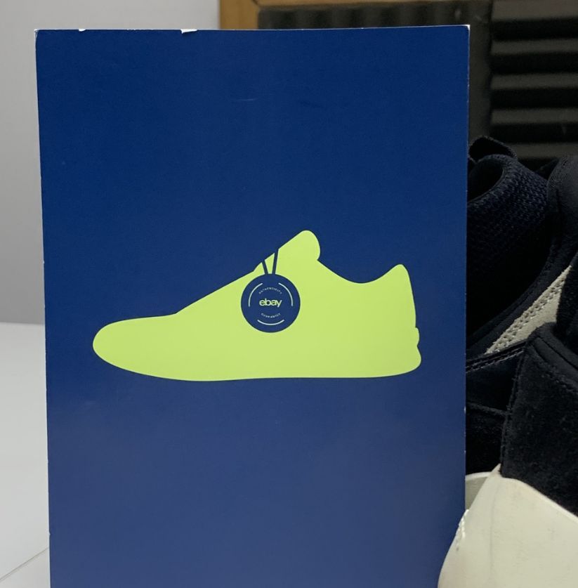 Fear of God "Essentials" Trainers
